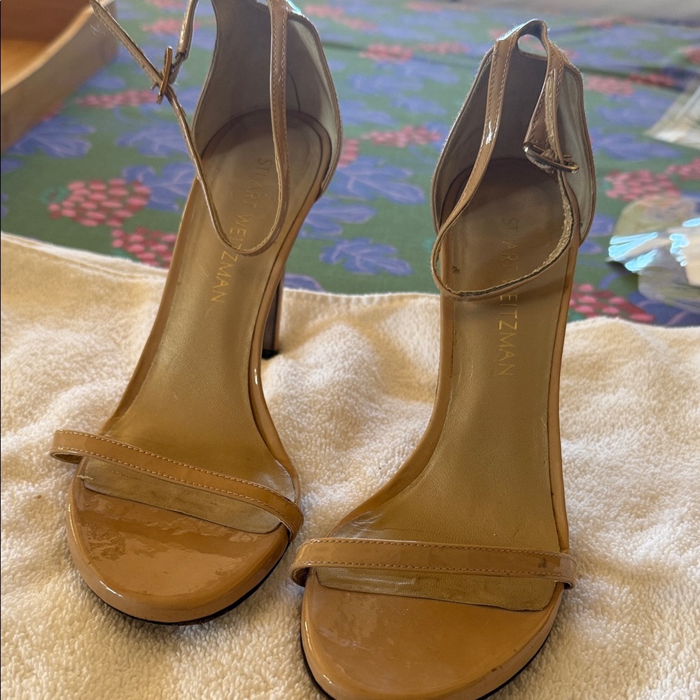 Stuart Weitzman Tan Ankle Strap Heels - Picture 7 of 10